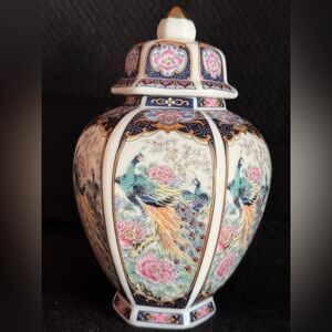 5.5" tall, made in Japan